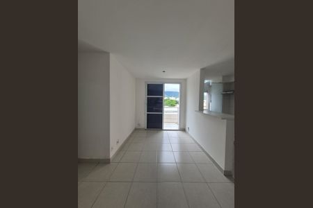 Sala de apartamento para alugar com 2 quartos, 55m² em Anil, Rio de Janeiro