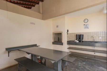 Apartamento para alugar com 54m², 2 quartos e 1 vagaÁrea comum - Churrasqueira