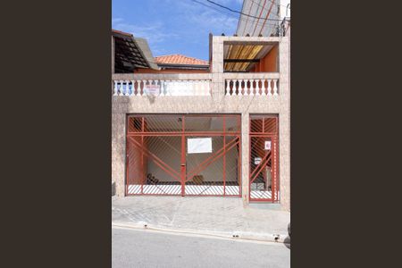 Casa para alugar com 90m², 2 quartos e 1 vagaFachada