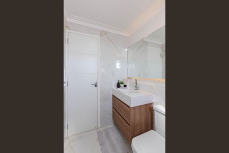 Apartamento à venda com 71m², 2 quartos e 2 vagas Apartamento à venda com 71m², 2 quartos e 2 vagasBanheiro do Quarto 2 Suíte