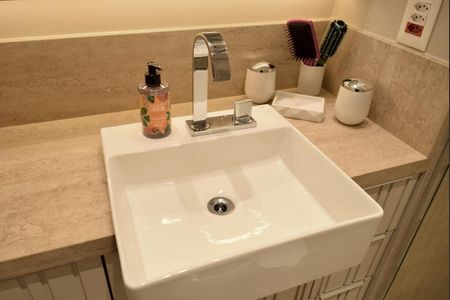 Apartamento à venda com 125m², 3 quartos e 2 vagasBanheiro da Suíte