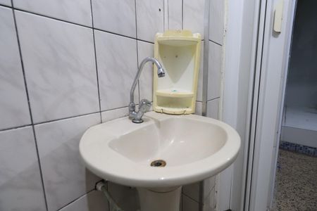 Casa à venda com 125m², 3 quartos e 1 vagaBanheiro