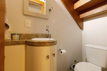 Casa para alugar com 180m², 4 quartos e 1 vagaLavabo