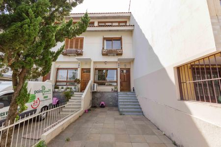 Casa para alugar com 180m², 4 quartos e 1 vagaFachada