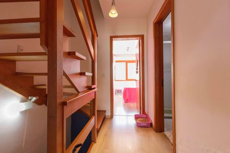 Casa para alugar com 180m², 4 quartos e 1 vagaEscada