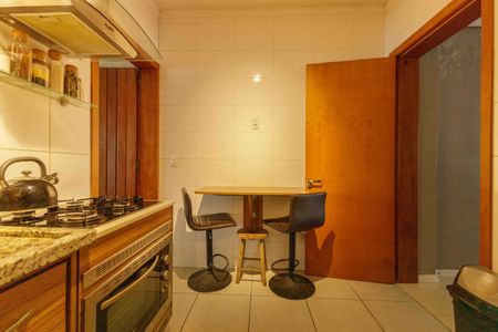 Casa para alugar com 180m², 4 quartos e 1 vagaCozinha