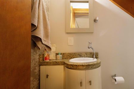 Casa para alugar com 180m², 4 quartos e 1 vagaLavabo