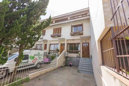 Casa para alugar com 180m², 4 quartos e 1 vagaFachada