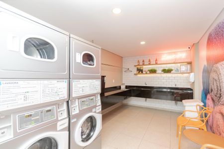 Apartamento à venda com 38m², 1 quarto e 1 vaga Apartamento à venda com 38m², 1 quarto e 1 vagaLavanderia