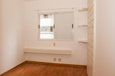 Apartamento para alugar com 75m², 2 quartos e 2 vagasQuarto