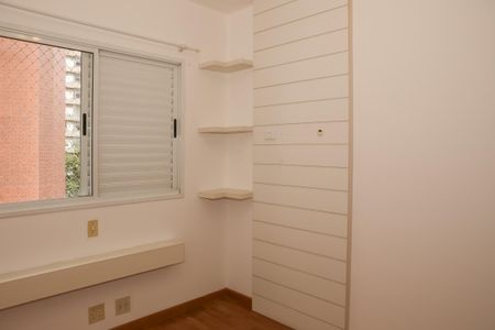 Apartamento para alugar com 75m², 2 quartos e 2 vagasQuarto