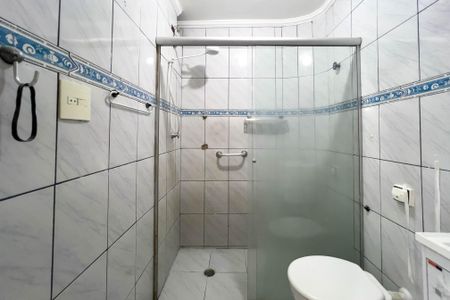 Banheiro de kitnet/studio à venda com 1 quarto, 39m² em Liberdade, São Paulo