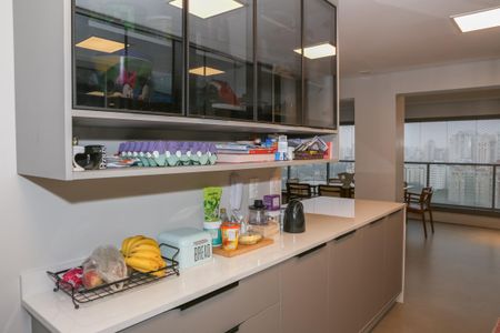 Apartamento à venda com 150m², 4 quartos e 2 vagas Apartamento à venda com 150m², 4 quartos e 2 vagasCozinha