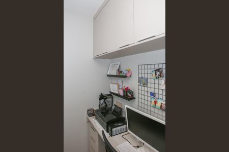 Apartamento à venda com 150m², 4 quartos e 2 vagas Apartamento à venda com 150m², 4 quartos e 2 vagasQuarto 4