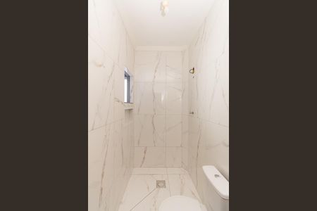 Casa à venda com 127m², 2 quartos e 2 vagas Casa à venda com 127m², 2 quartos e 2 vagasBanheiro da Suíte 2