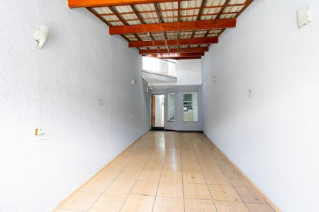 Casa à venda com 127m², 2 quartos e 2 vagas Casa à venda com 127m², 2 quartos e 2 vagasGaragem