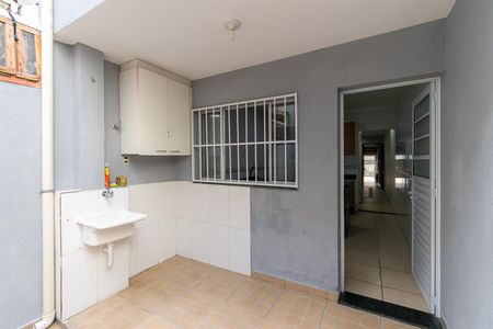 Casa à venda com 127m², 2 quartos e 2 vagas Casa à venda com 127m², 2 quartos e 2 vagasÁrea de Serviço e Quintal