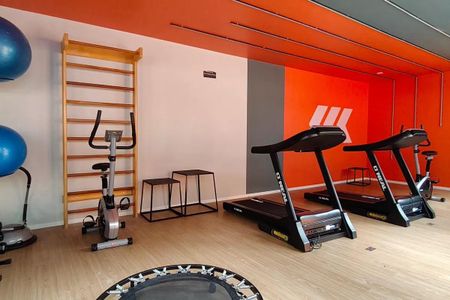 Apartamento para alugar com 34m², 2 quartos e 1 vaga Apartamento para alugar com 34m², 2 quartos e 1 vagaÁrea comum - Academia