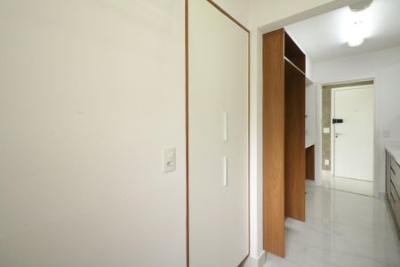 Apartamento à venda com 105m², 3 quartos e 2 vagasÁrea de Serviço