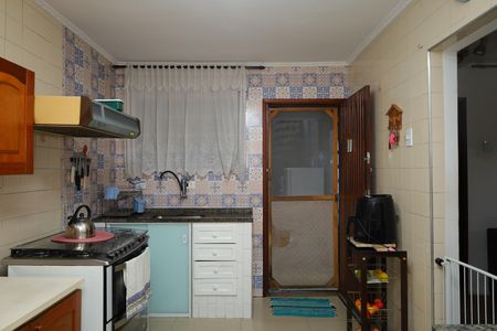 Casa para alugar com 103m², 2 quartos e 2 vagasCozinha