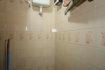 Casa para alugar com 103m², 2 quartos e 2 vagasBanheiro 2