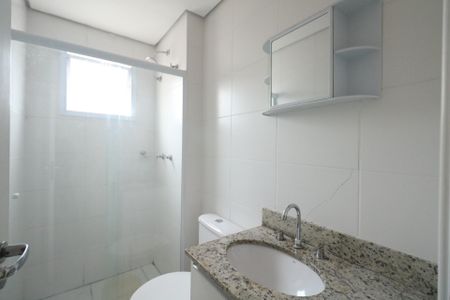 Apartamento para alugar com 65m², 2 quartos e 1 vagaBanheiro da Suíte