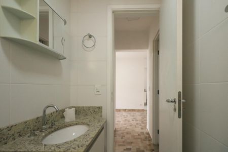 Apartamento para alugar com 65m², 2 quartos e 1 vagaBanheiro