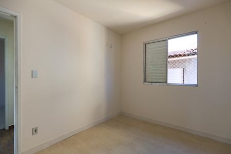 Apartamento para alugar com 57m², 2 quartos e 1 vagaQuarto 1