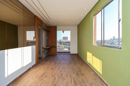 Sala de apartamento para alugar com 2 quartos, 57m² em Parque Monte Alegre, Taboão da Serra