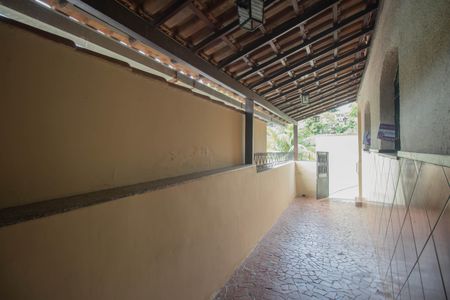 Casa para alugar com 100m², 3 quartos e sem vagaVaranda