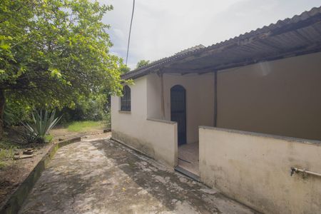 Casa para alugar com 100m², 3 quartos e sem vagaQuintal