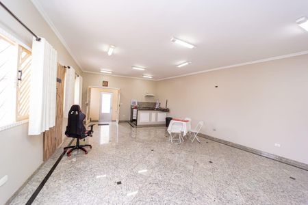 Sala / Quarto de casa para alugar com 3 quartos, 245m² em Ermelino Matarazzo, São Paulo