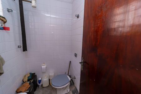 Casa para alugar com 245m², 3 quartos e 10 vagasBanheiro de serviço