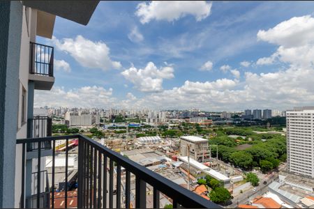 Apartamento para alugar com 41m², 2 quartos e sem vaga Apartamento para alugar com 41m², 2 quartos e sem vagaSala - Sacada