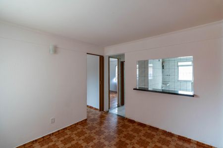 Sala de apartamento para alugar com 2 quartos, 45m² em Jardim Redil, São Paulo
