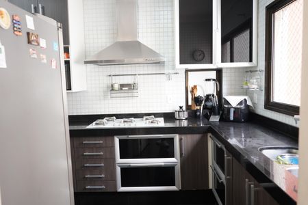 Apartamento à venda com 160m², 3 quartos e 3 vagasCozinha