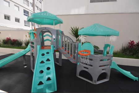 Apartamento para alugar com 37m², 2 quartos e sem vagaÁrea comum - Playground