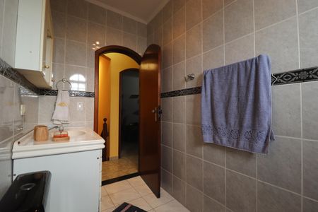 Casa à venda com 478m², 5 quartos e 5 vagasBanheiro 3