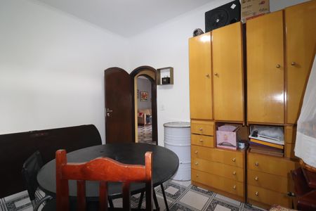 Casa à venda com 478m², 5 quartos e 5 vagasQuarto 2 suíte