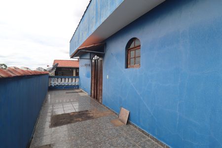 Casa à venda com 478m², 5 quartos e 5 vagasVaranda Quarto 1 suíte