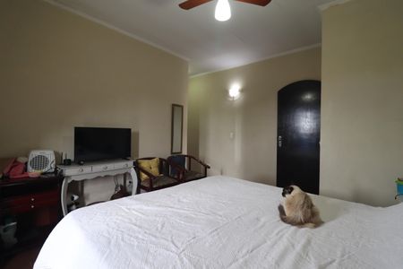 Casa à venda com 478m², 5 quartos e 5 vagasQuarto 1 suíte