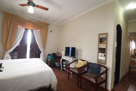 Casa à venda com 478m², 5 quartos e 5 vagasQuarto 1 suíte