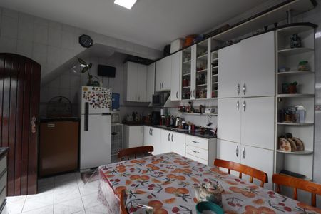 Casa à venda com 478m², 5 quartos e 5 vagasCozinha