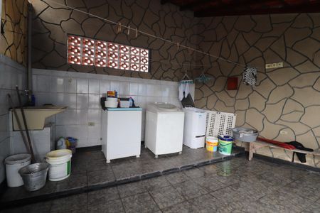 Casa à venda com 478m², 5 quartos e 5 vagasÁrea de Serviço