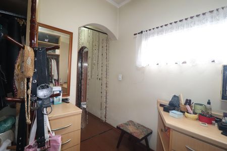 Casa à venda com 478m², 5 quartos e 5 vagasCloset Quarto 1 suíte