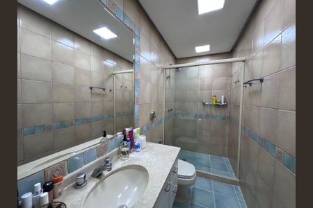 Apartamento à venda com 199m², 4 quartos e 3 vagas Apartamento à venda com 199m², 4 quartos e 3 vagasBanheiro Social