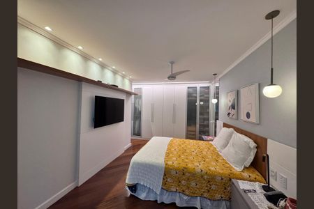 Apartamento à venda com 199m², 4 quartos e 3 vagas Apartamento à venda com 199m², 4 quartos e 3 vagasSuíte