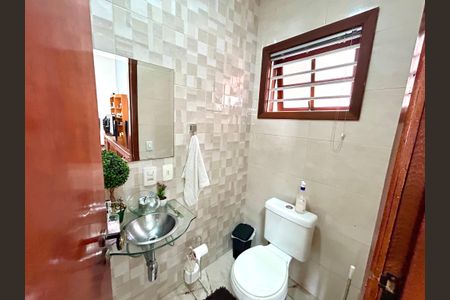 Casa à venda com 222m², 3 quartos e 4 vagasLavabo 1