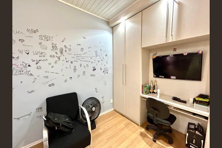 Casa à venda com 222m², 3 quartos e 4 vagasQuarto 1