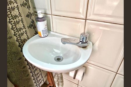 Casa à venda com 222m², 3 quartos e 4 vagasLavabo 2